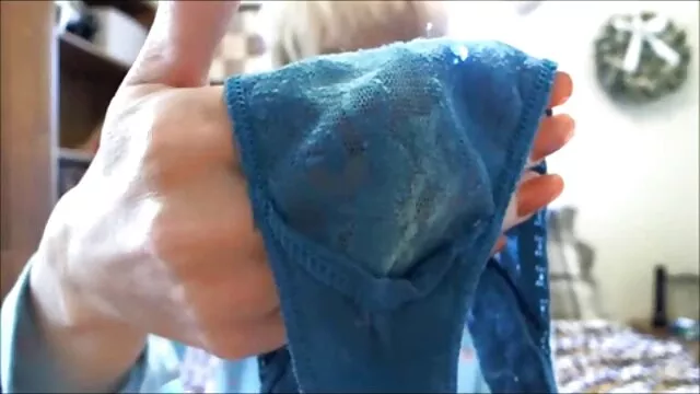 Câmara escondida em sauna video porno nacional caseiro filmou trapacear o rich com o seu amante.