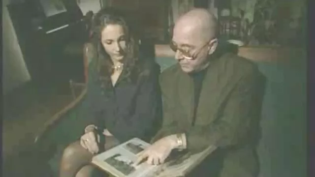 O Ebony plantou uma pila comprida e avermelhada numa rata branca. quero assistir filme pornô nacional