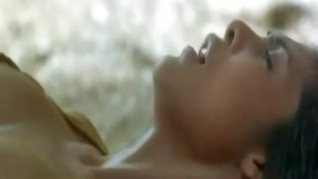 A loira chupa uma pila enorme e abre as pernas do videos porno amador nacional ponto de vista pov