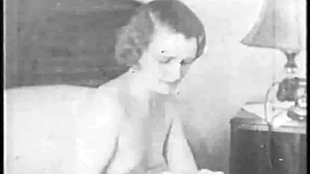 Compilação de broches eróticos de jovens raparigas bonitas xvídeos pornô nacional