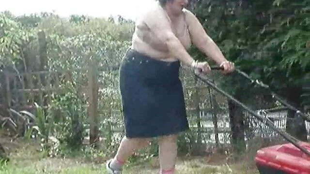 O segurança fode putas na os melhores vídeos pornôs brasileiros cadeia depois de um broche.