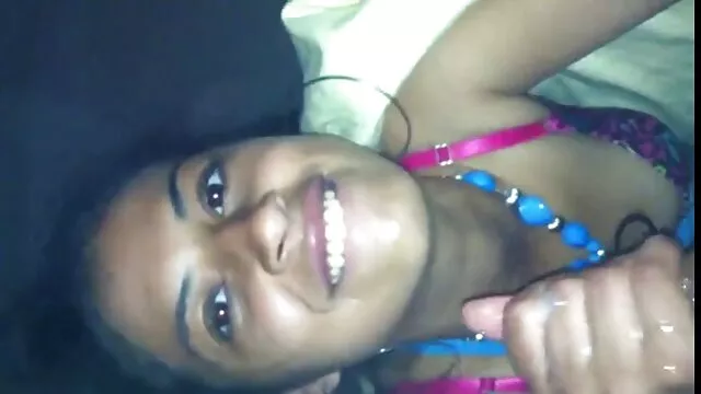 A jovem filme pornô brasileiro 2020 mulher adora quando o marido mija na boca e engole xixi.